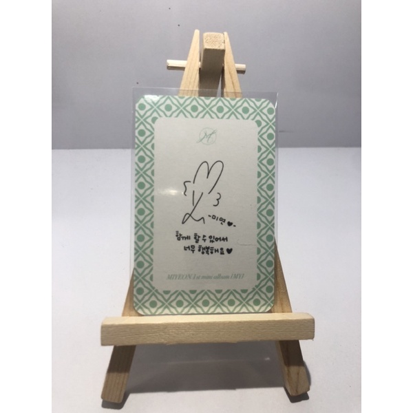I-dle Miyeon solo photocard