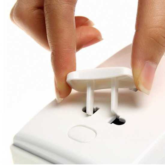 Bịt ổ điện an toàn cho bé