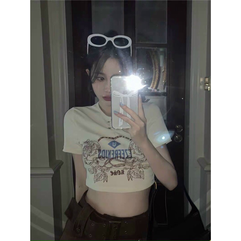 ÁO CROPTOP KIỂU LỬNG NỮ CỔ TRÒN XẺ KIM BĂNG NGẮN TAY IN HOA HỒNG MÀU TRẮNG CO GIÃN TÔN DÁNG SIÊU THỜI TRANG