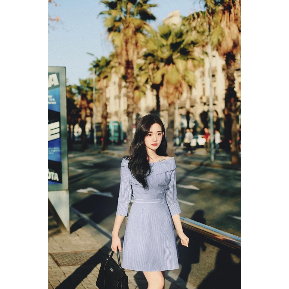 Sangin Dress - Đầm sọc xanh bẹt vai kate