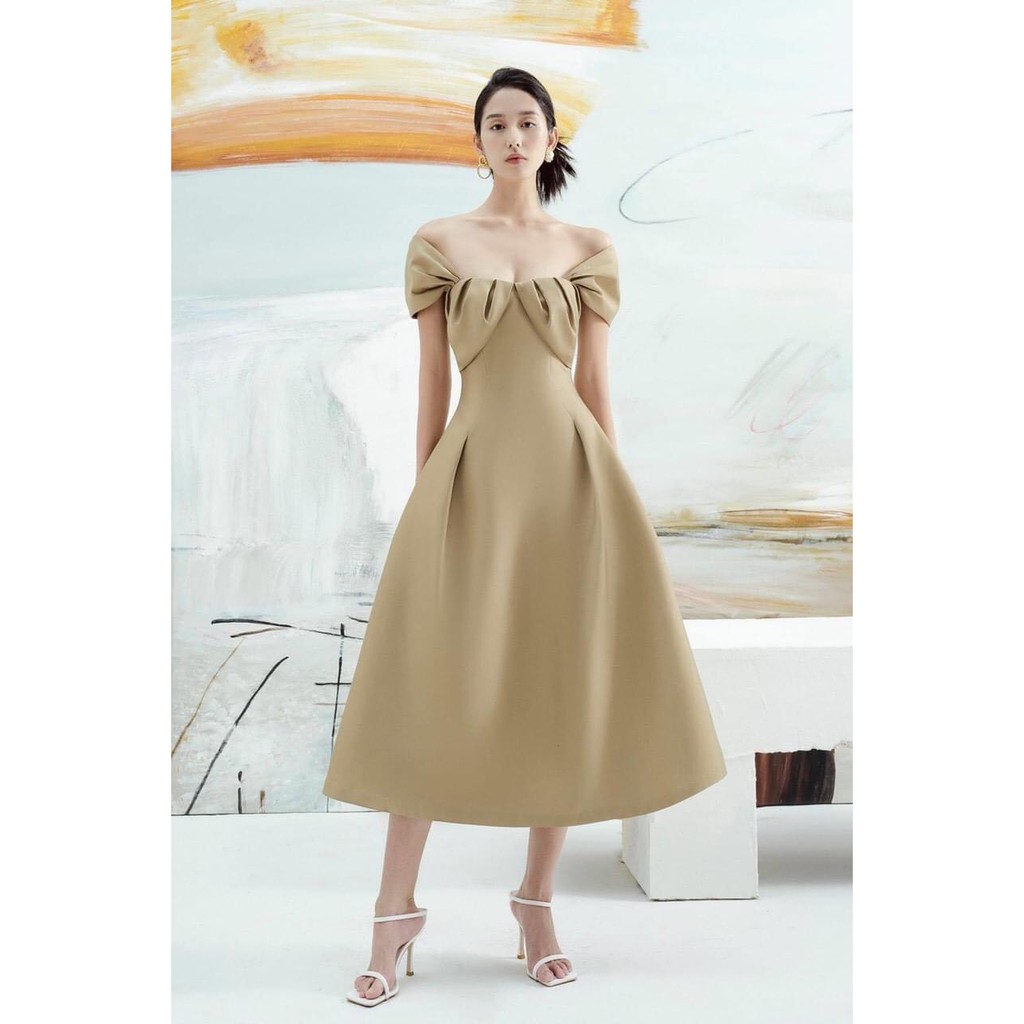 Đầm xoè dự tiệc dài kiểu cúp ngực phối tay con (HÀNG CAO CẤP)