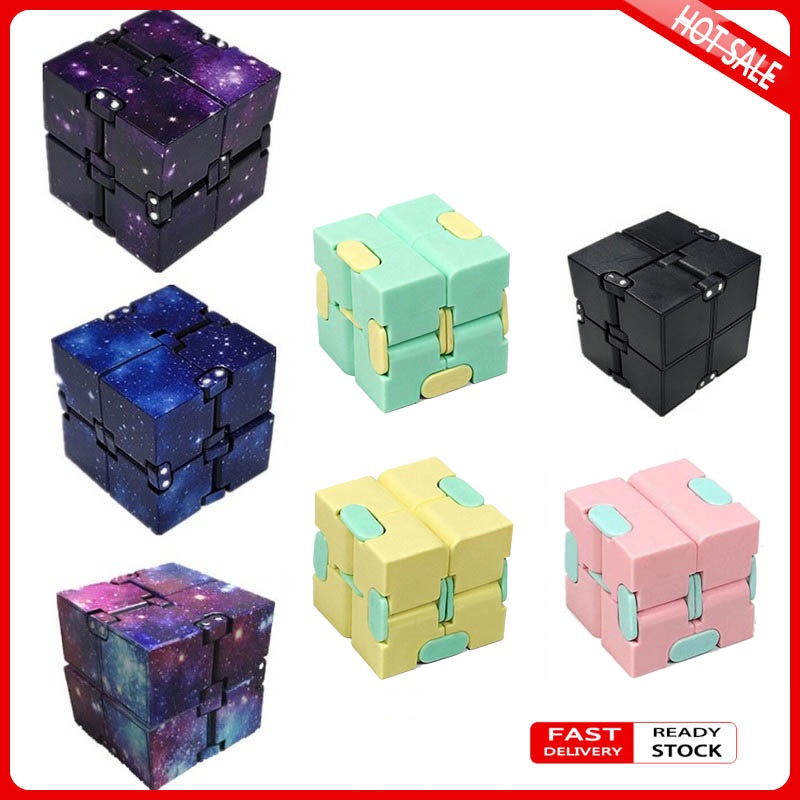 Khối Rubik Vô Cực Sáng Tạo Giải Tỏa Căng Thẳng Cho Văn Phòng