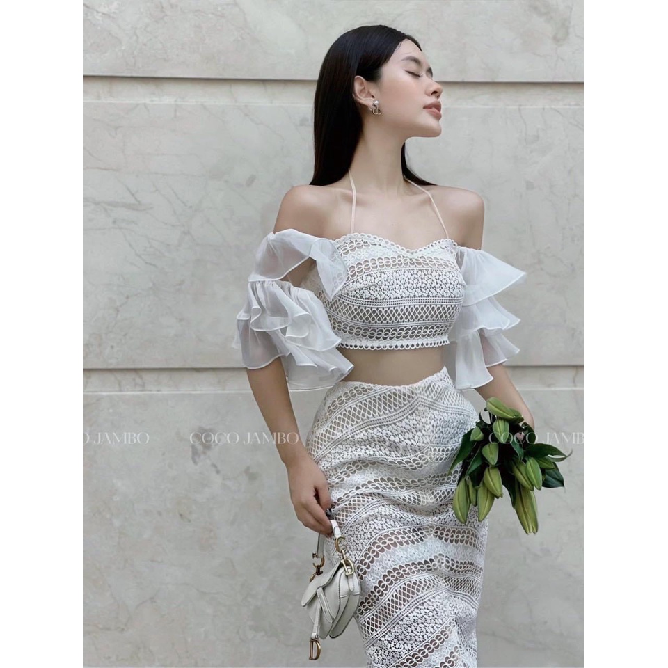 Set ren trắng áo croptop bẹt vai tay bèo mix chân váy bút chì siêu tôn dáng