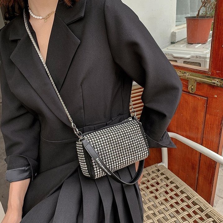 Túi Đeo Chéo Vai Hình Vuông Cỡ Nhỏ Đính Đá Lấp Lánh Thời Trang Cho Nữ