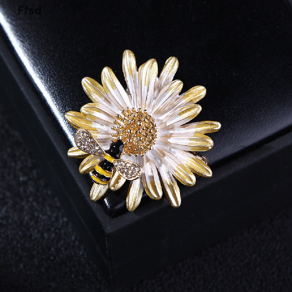 {Ffsd} Ghim Cài Áo Bằng Hợp Kim Họa Tiết Ong Hoa Cúc Sơn Dầu Đơn Giản Thời Trang Hàn Quốc * Hot