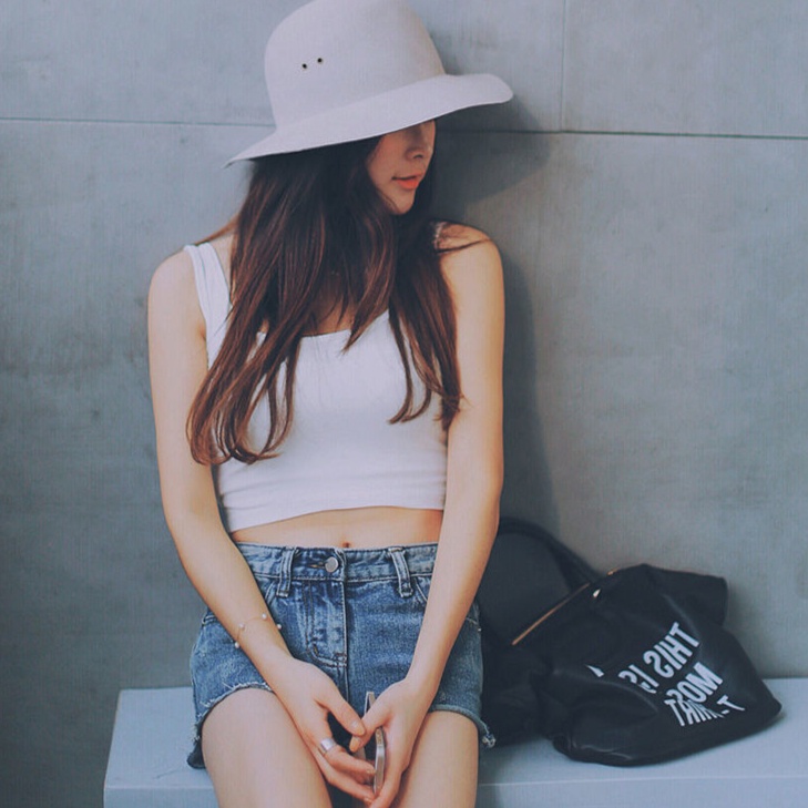 Áo Lửng Hai Dây Dáng Ôm Phong Cách Thể Thao Thời Trang Mùa Hè Quyến Rũ Cho Nữ