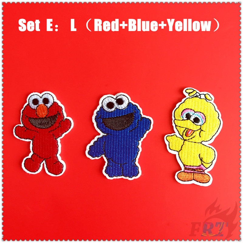 Set 2 / 3 Sticker Ủi Thêu Hình Hoạt Hình Dễ Thương