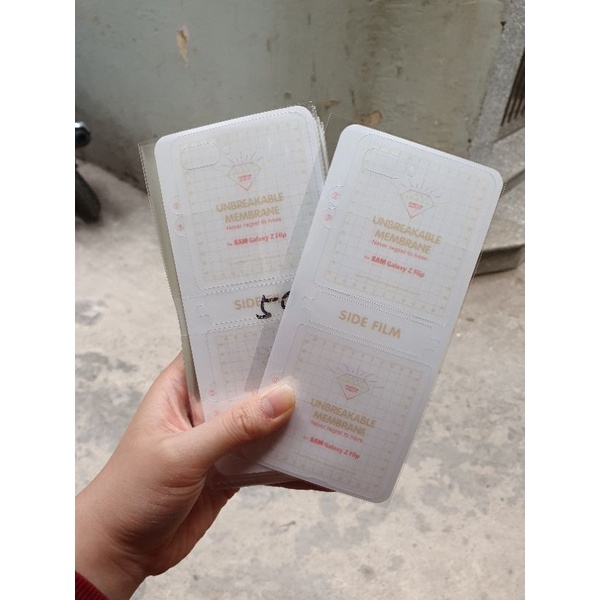 MIẾNG DÁN PPF TRONG SUỐT CHO SAMSUNG GALAXY ZFLIP thường - TẶNG KÈM MIẾNG LAU MÀN HÌNH