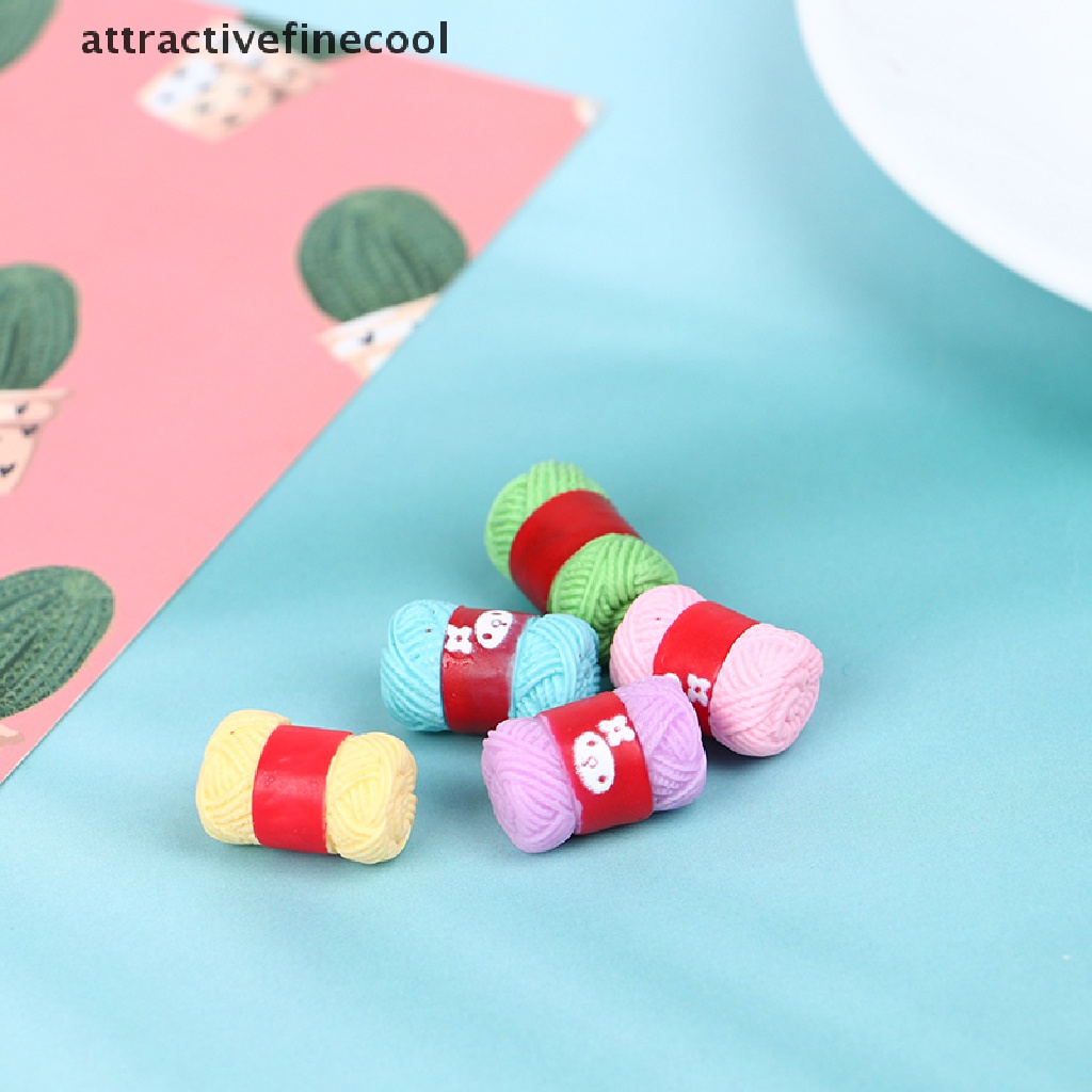 Set 5 Quả Bóng Len Mini Tỉ Lệ 1: 12 Dùng Để Trang Trí Nhà Búp Bê