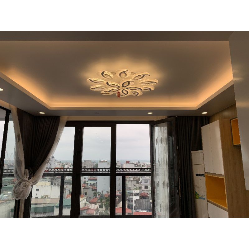 Đèn ốp trần trang trí phòng khách phòng ngủ 15 cánh 3 chế độ sáng điều khiển tăng chỉnh sáng Bảo hành 12 tháng - Mã 2037