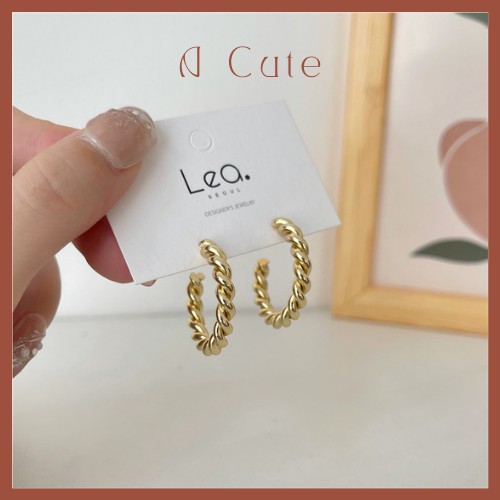 Khuyên tai bông tai vòng xoắn - Acute