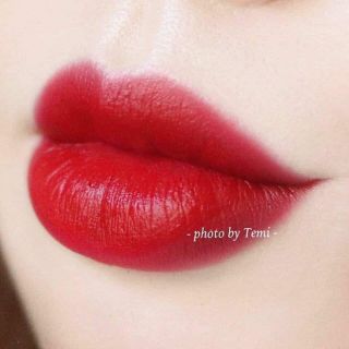 Son Dior 999 matte màu đỏ thuần