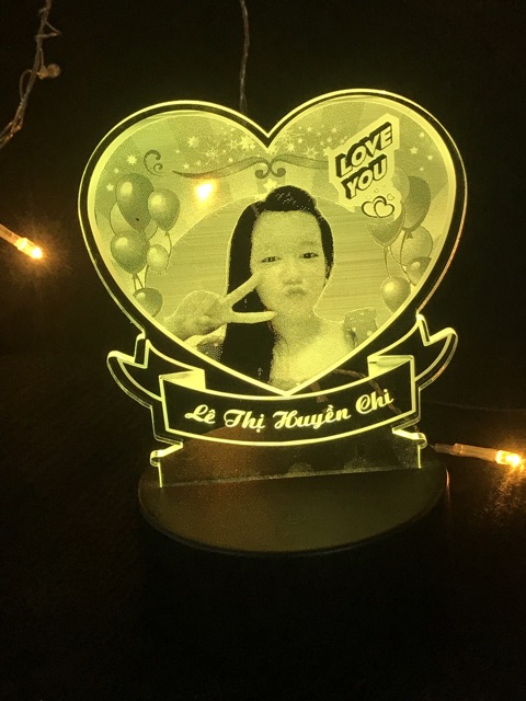 Đèn ngủ led 3d khắc hình ảnh chân dung theo yêu cầu DLT0001