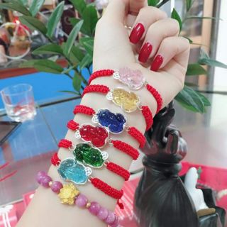 Vòng tay tết tỳ hưu bạc ta đá phong thủy