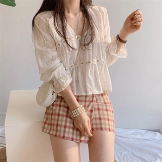 Áo Sơ Mi Voan Cổ Tim Họa Tiết Hoa Xinh Xắn Cho Nữ
