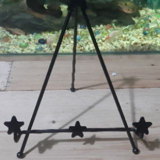 Kệ sắt để ảnh