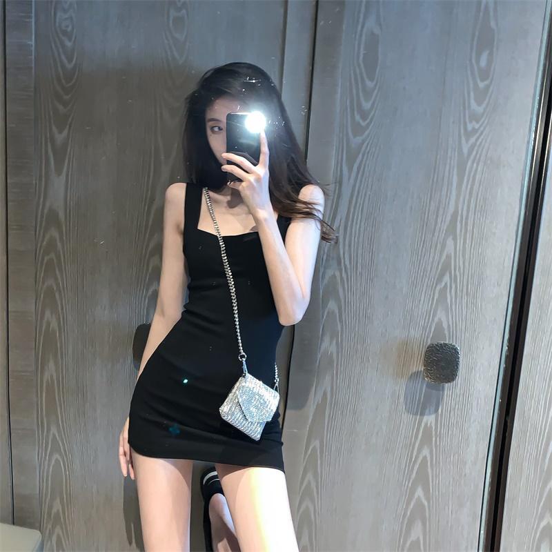 Đầm Ngắn Hai Dây Ôm Dáng Eo Thấp Màu Xám Đen Thời Trang