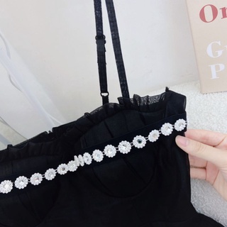 Đầm 2 dây đen xoè viền hạt ngực