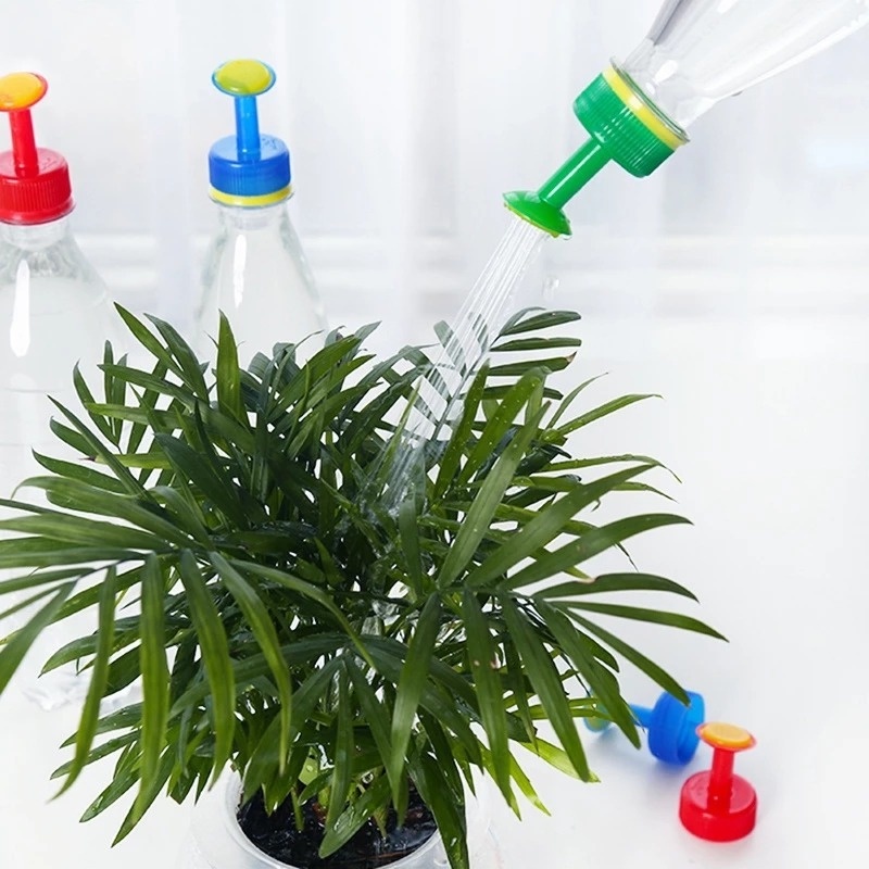 Vòi tưới cây mini với 3 màu tiện dụng dùng cho sân vườn