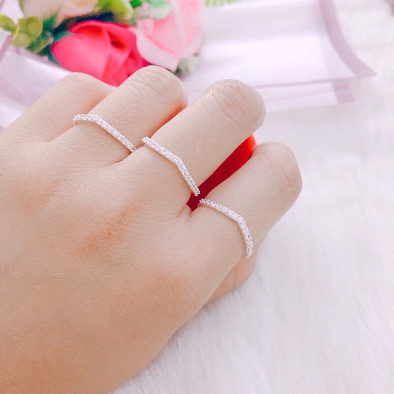 Nhẫn nữ bạc ta chữ V đính đá trắng siêu xinh LINH MIU SILVER