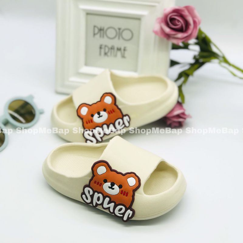 Dép siêu nhẹ hình gấu dễ thương cho bé trai bé gái