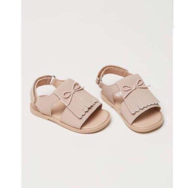 Sandal HM tua rua dư xịn cho bé