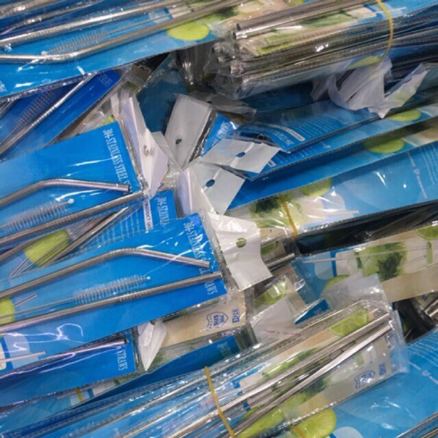 Túi đựng ly giữ nhiệt hiệu YeTi 30k nắp 30k bộ ống hút 30k .