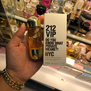 Nước Hoa Nữ Carolina Herrera 212 Vip 30ml