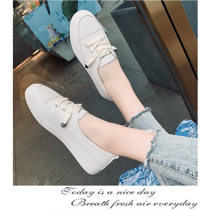 GIÀY SLIP-ON DÂY BẤM, GIÀY ĐẾ BẮNG HOT TREND | BigBuy360 - bigbuy360.vn