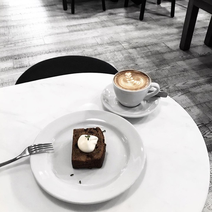 CÀ PHÊ HÒA TAN MAXIM WHITE GOLD HỘP 100 GÓI 1170G | BigBuy360 - bigbuy360.vn