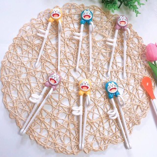 Đũa tập ăn doremon cho bé yêu hàng xuất Nhật