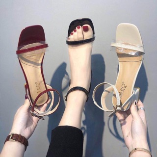 Sandal dây mảnh phối quai trong