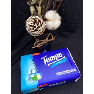 Khăn giấy Tempo hương bạc hà Icy Menthol 90 tờ/gói