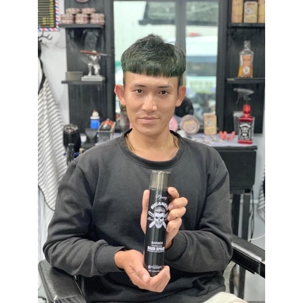 Keo Xịt Giữ Nếp Tóc Barber Bucaneer Hair Spray 320ml