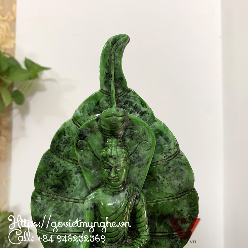 Tượng đá trang trí tượng thần rắn Naga Mucalinda che chở cho Đức Phật Thích Ca - Cao 20cm - Màu xanh lục bích