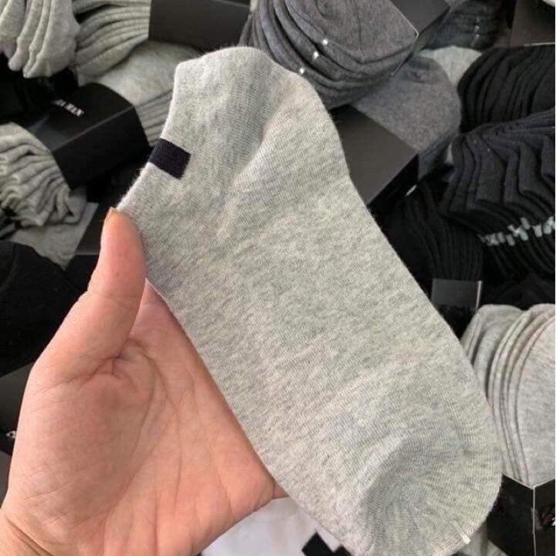 1 ĐÔI TẤT CỔ NGẮN