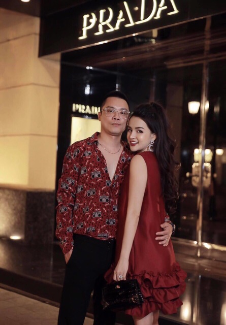 VÁY TACTA ĐUÔI ZÚm BÈO TẦNG