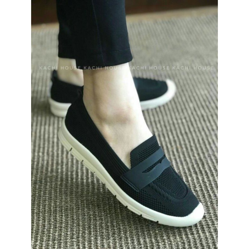 giày slip on độn đế chất len