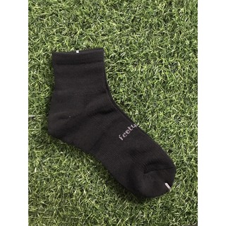 Tất thể thao Feetures