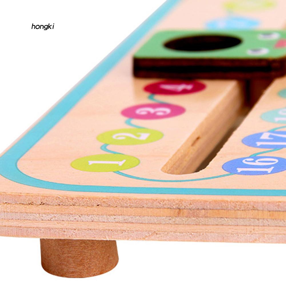 Đồng hồ treo tường bằng gỗ cho bé