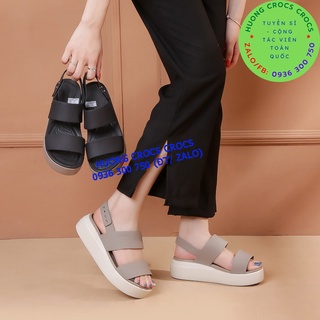 GIÀY SANDAL NHỰA ĐẾ CAO 4.5CM CROCS BLOOKLYN LOW NỮ MÀU KEM hàng chuẩn xịn full box