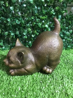 Tượng đồng con mèo