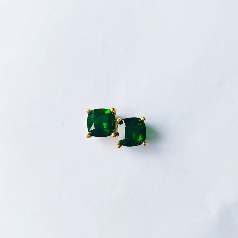 Bông Tai Mạ Vàng 18k Đính Ngọc Lục Bảo Phong Cách Cổ Điển
