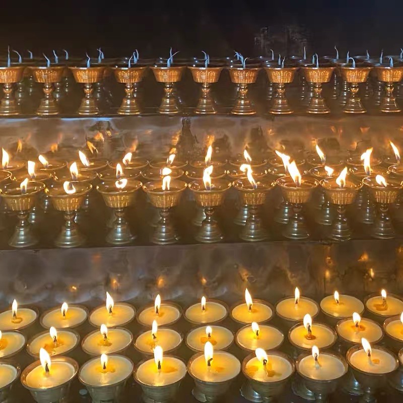 Hộp 100 Viên Nến Bơ Tinh Khiết, Không Khói, Màu Vàng, Cháy 4h