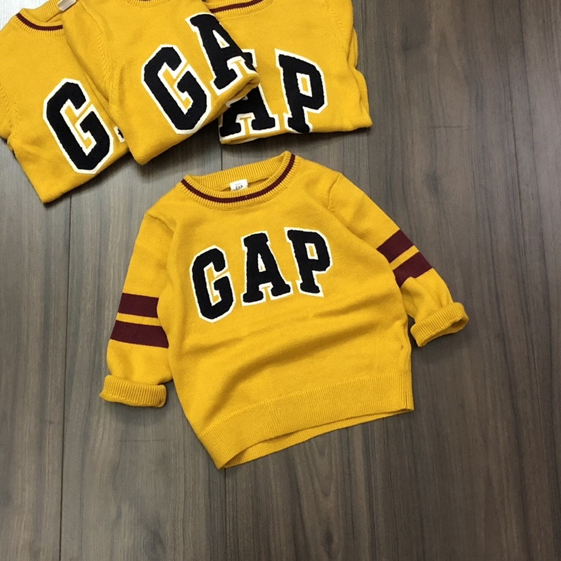 Áo len thêu logo G.a.p dư xịn cho bé trai màu vàng size từ 10-22 cân