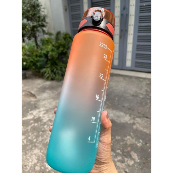 Bình Đựng Nước Refill 1 Lít Cao Cấp Có Quai Đeo,,,,