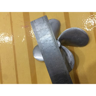 chân vịt nhôm 10cm 4 cánh.
