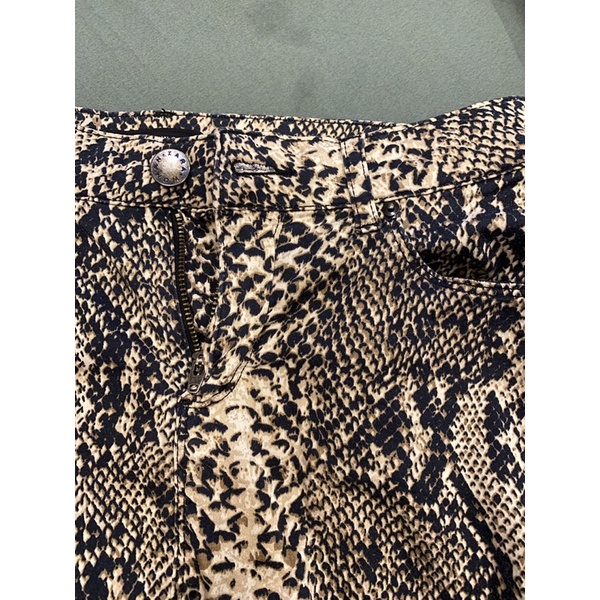 Chân Váy Da Beo