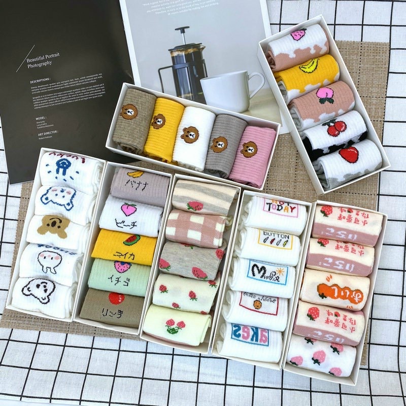 Set 5 Đôi Tất Nữ Cổ Ngắn Kèm Hộp Đựng Xinh XắnSHOPEMTRANG07Vớ Polyester bông mềm đóng hộp phong cách Hàn Quốc