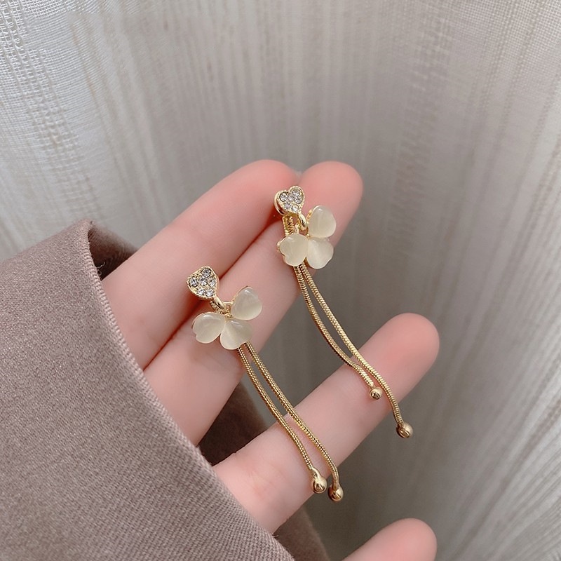 Khuyên Tai Tua Rua Hình Bông Hoa 2022 Thời Trang Dành Cho Nữ